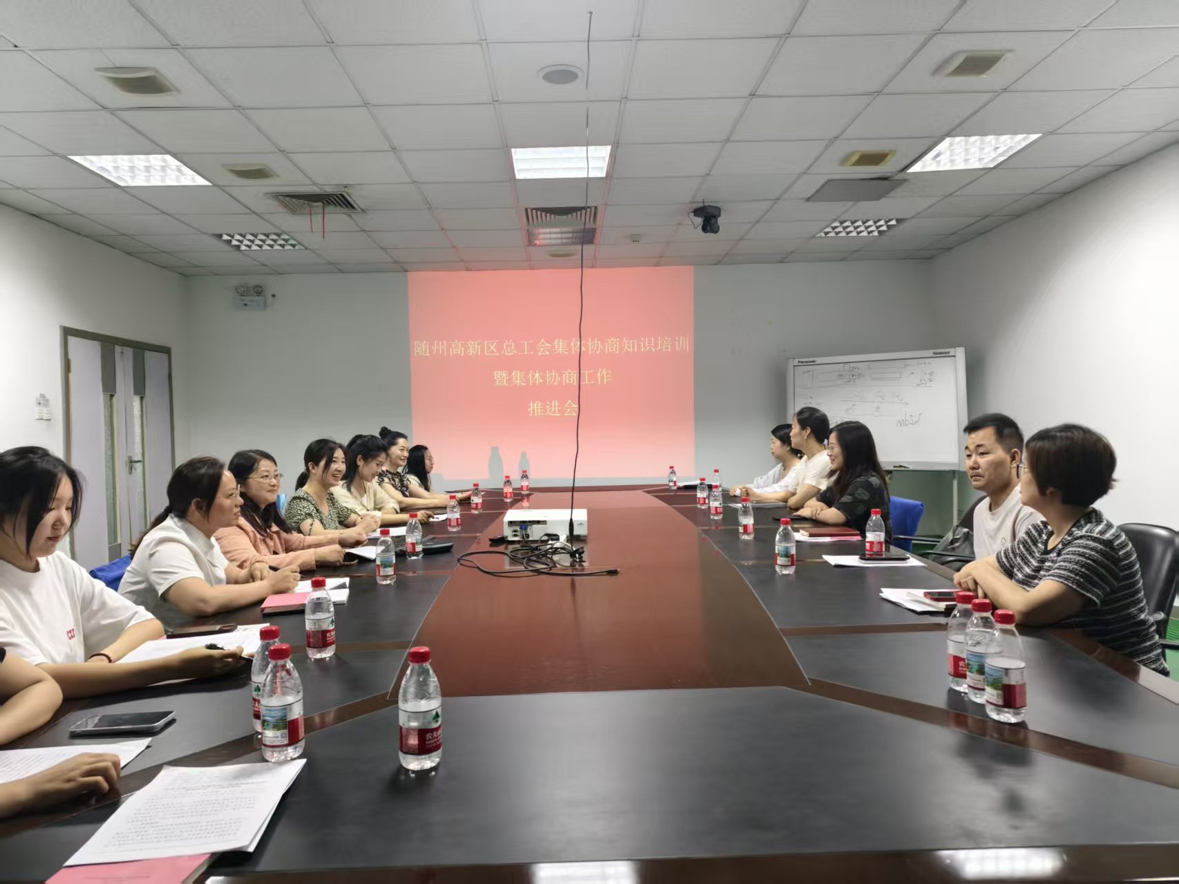 随州市人社局与总工会联合行动，为企业集体协商 “把脉问诊”